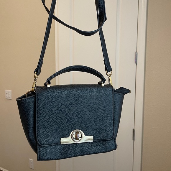 Vintage 90s purse black & gold adjustable strap - Picture 2 of 2